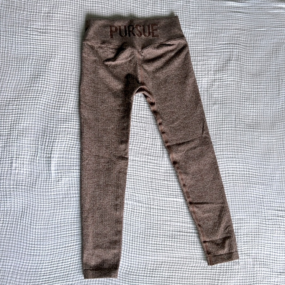 Pursue leggings